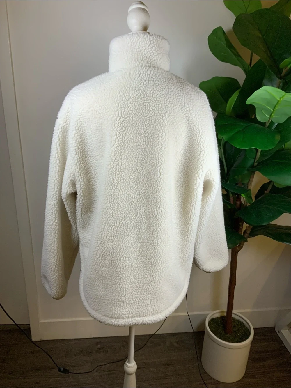 Calvin Klein Jeans Cream Sherpa Zip-Up Jacket